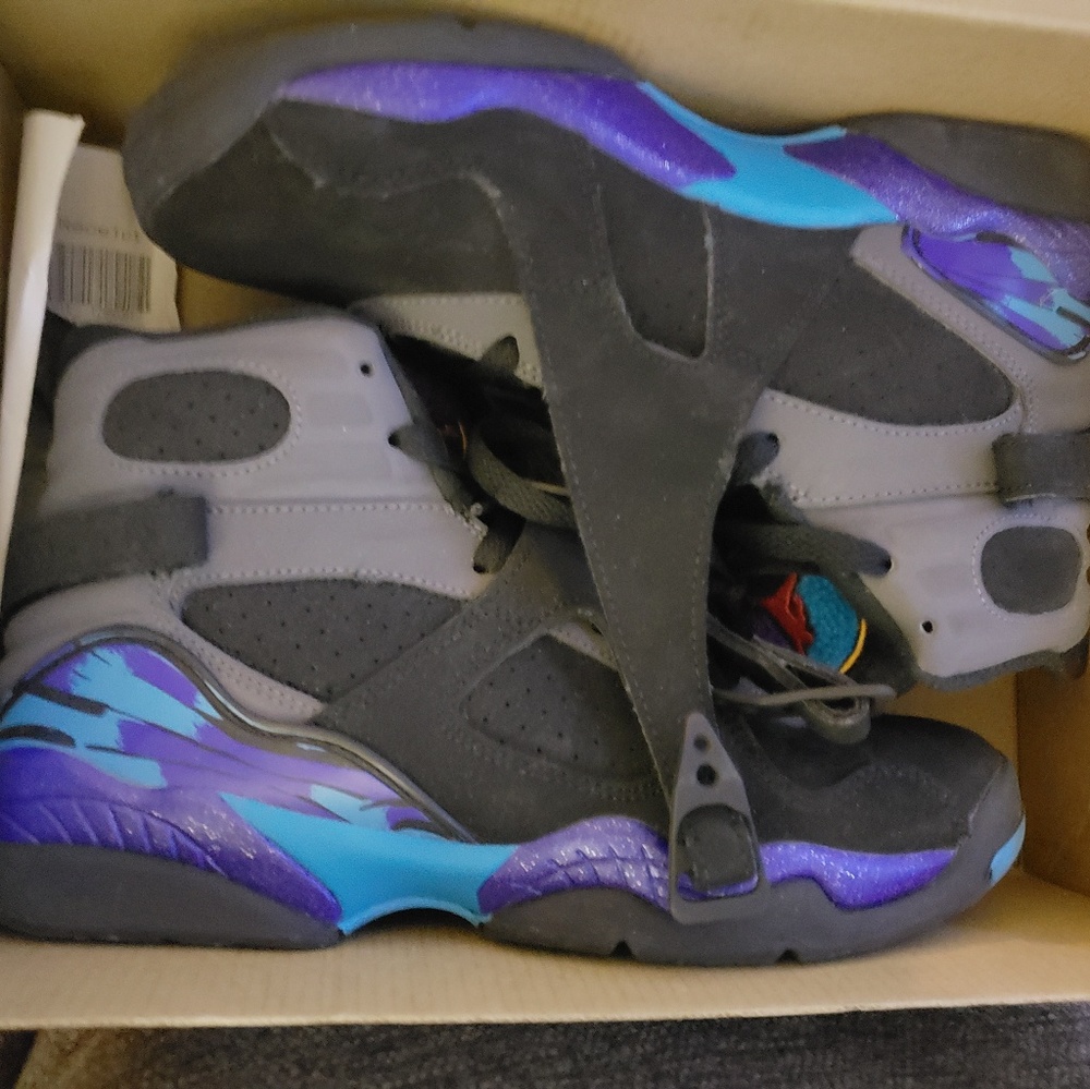 Jordan retro 8 size 5